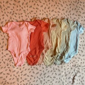 100% Cotton Bodysuits 6M Bundle